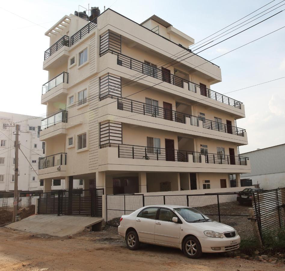 Qualtems Guest House-With Ac Options Bangalore Luaran gambar