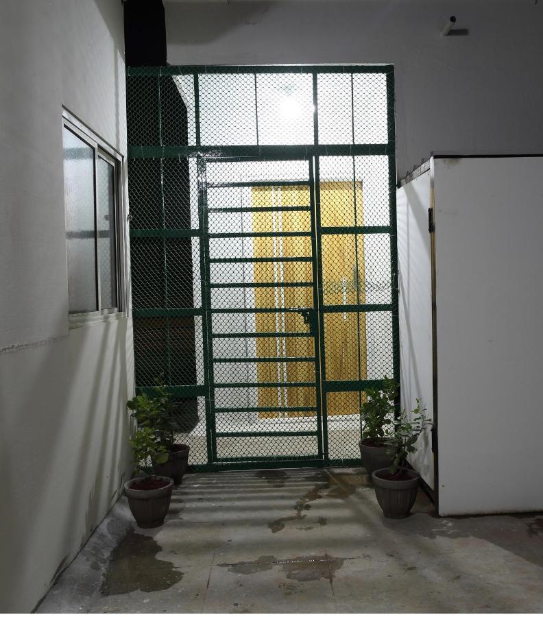 Qualtems Guest House-With Ac Options Bangalore Luaran gambar