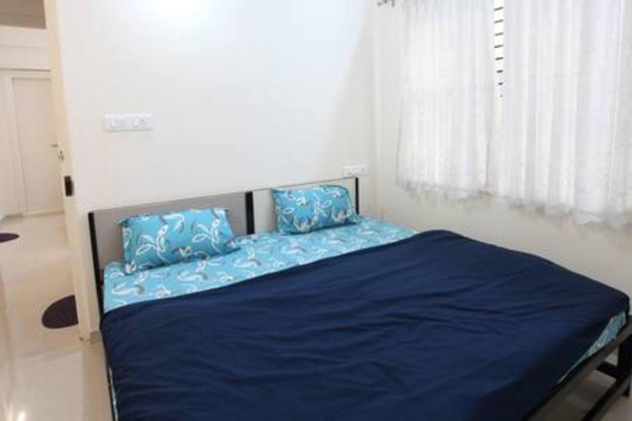 Qualtems Guest House-With Ac Options Bangalore Luaran gambar